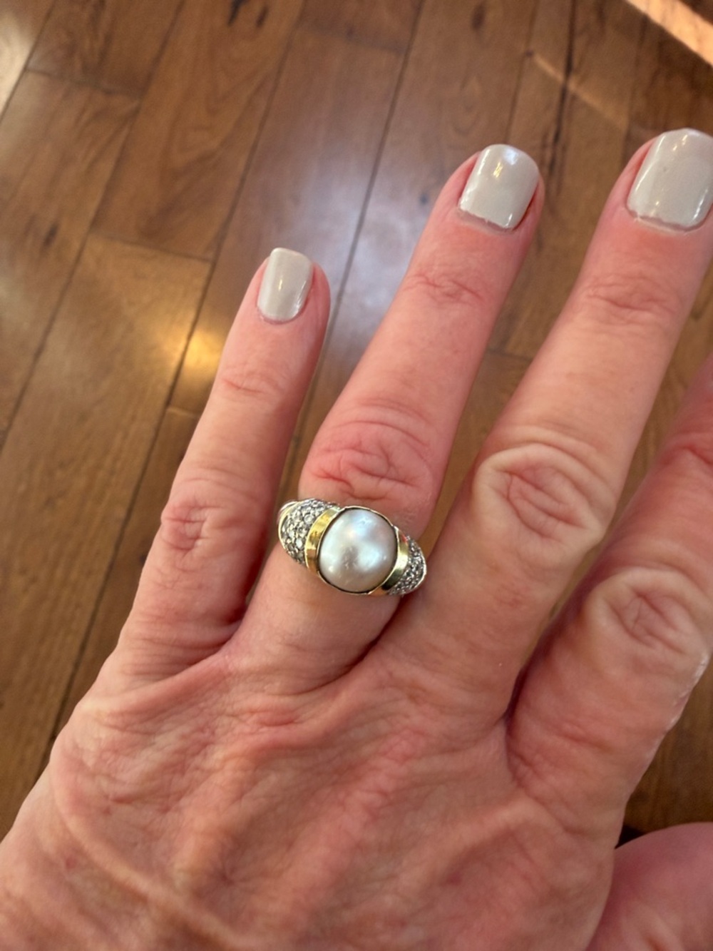 David Yurman Two-Tone Pearl Ring with Accent Stones - White, Gold, Silver